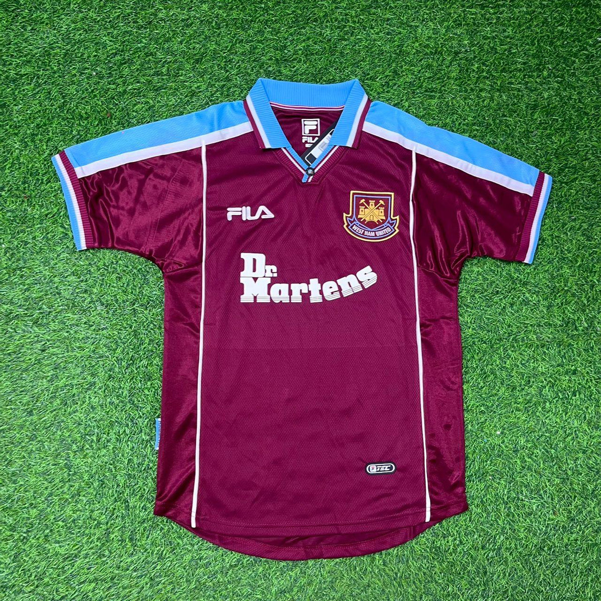Mark Noble #16 West Ham United Home Retro Football Jersey