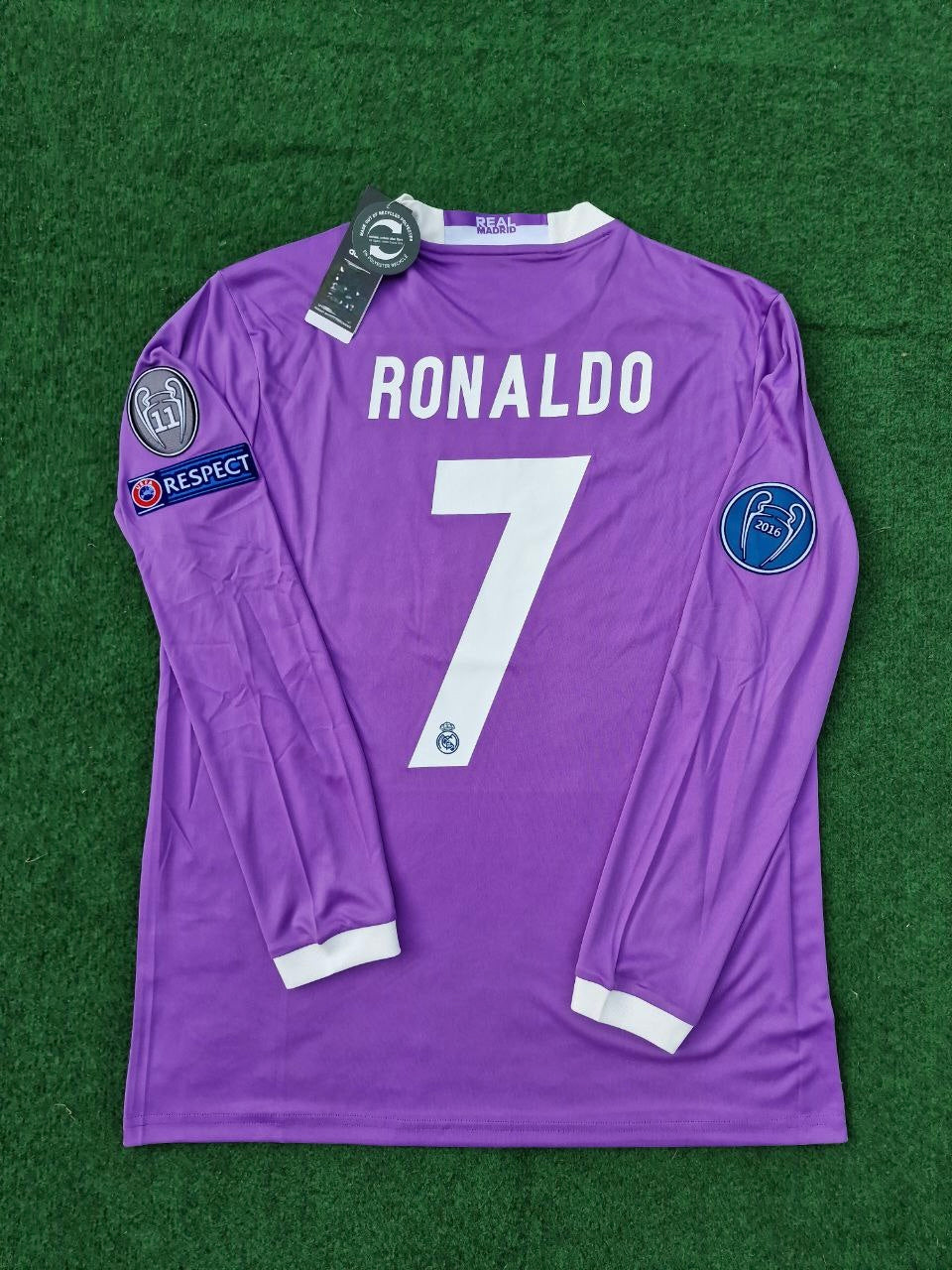 Cristiano Ronaldo 2017 CL Finale Violet Retro Langarm-Fußballtrikot