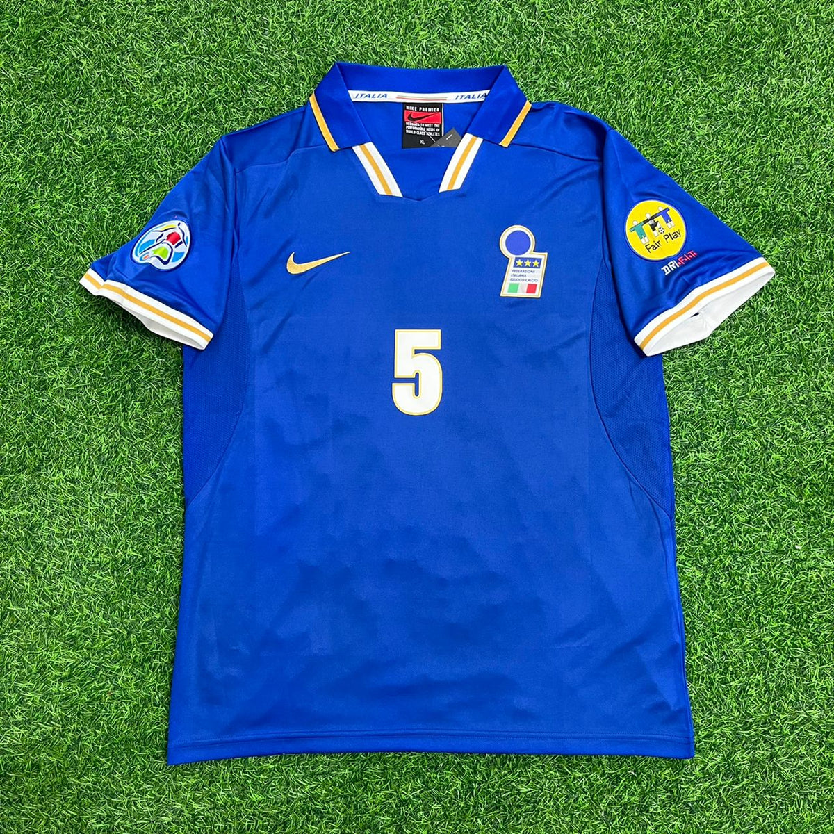 Fabio Cannavaro Italy EURO 1996 Blue Retro Soccer Kit Jersey Trikot Camisate