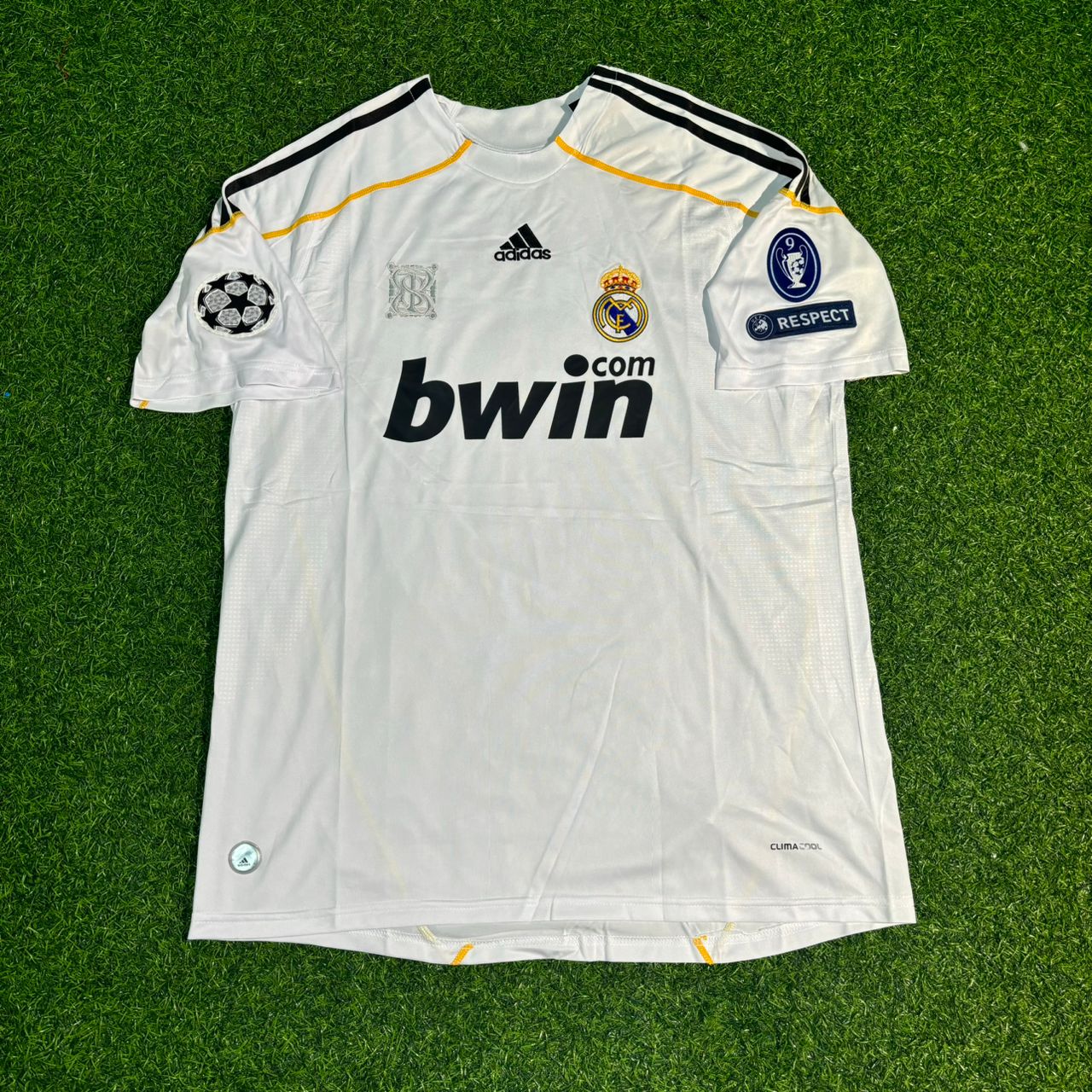 Kaka Leite Real Madrid 2009 2010 Retro Jersey Soccer Shirt Trikot