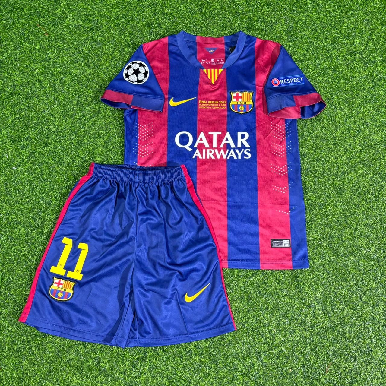 Neymar Jr Barcelona 2015 Final Home Kids Kit – Trikot-Set für Kinder – | KinderTrikot | Maillot Enfant Soccer Shirt