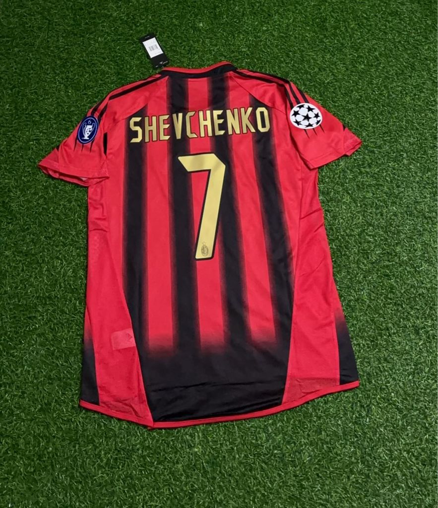 Andriy Shevchenko 7 – Milan 2004-05 Camiseta Retro Local Roja y Negra Trikot Maillot