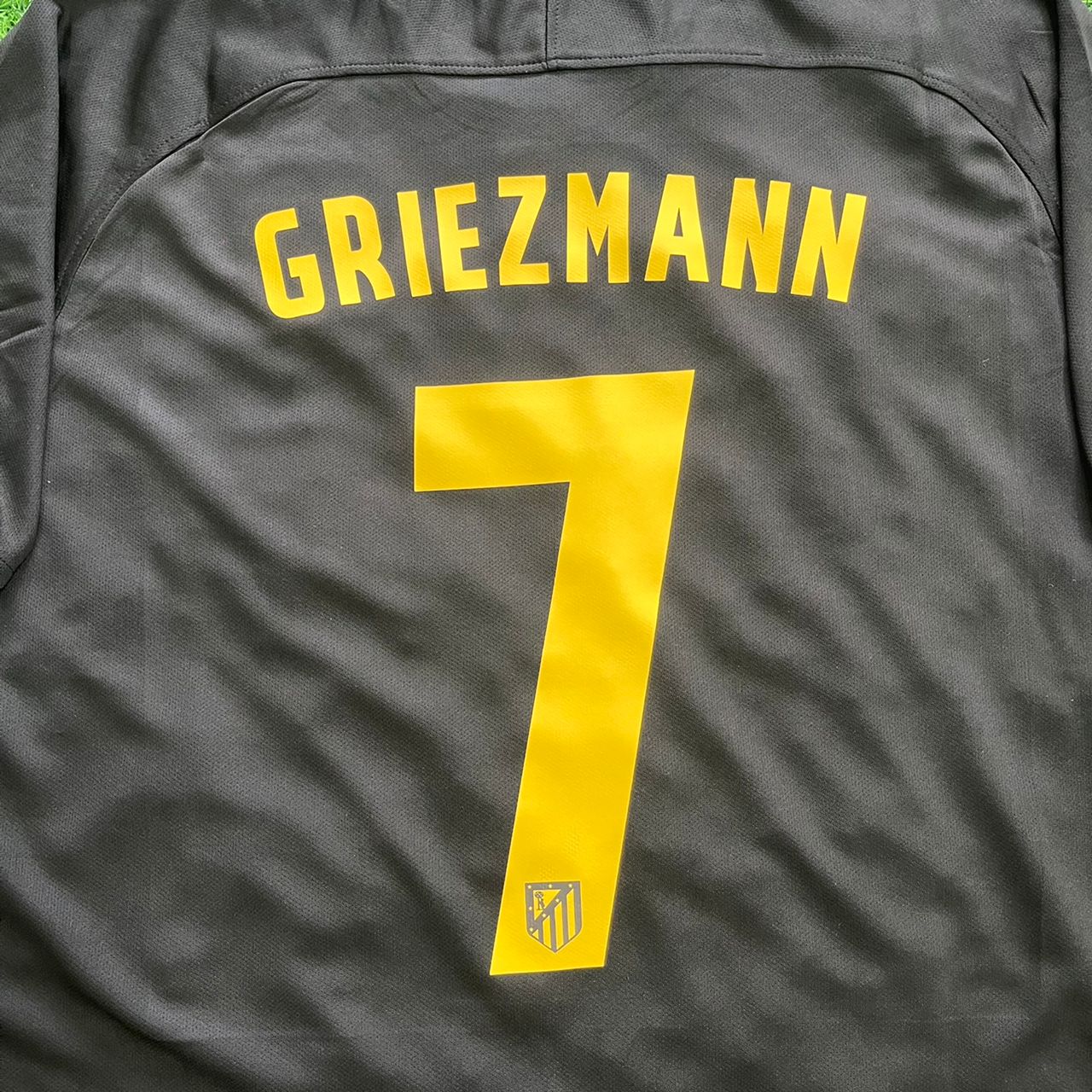 Antoine Griezmann 7 – Atletico Madrid 2016-17 Schwarz Auswärts Retro Trikot