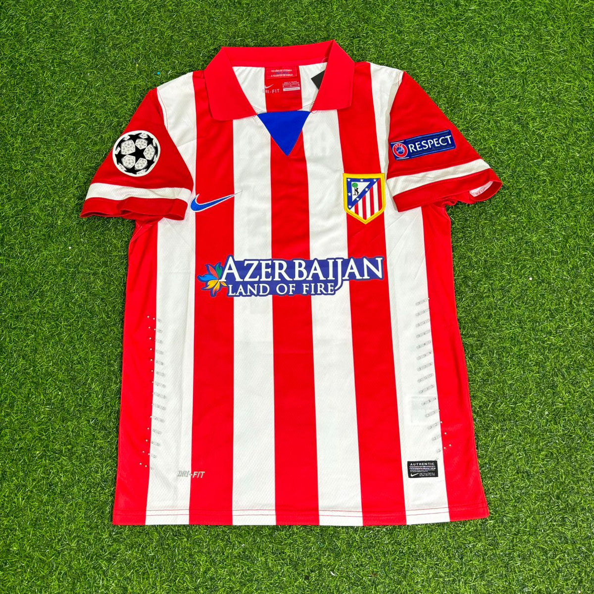Arda Turan 10 Atlético Madrid 2013/2014 Home Retro Football Jersey