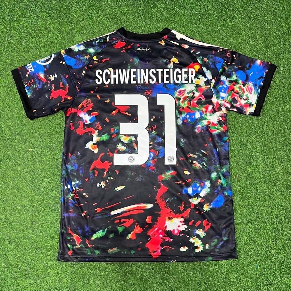 Bastian Schweinsteiger 31 - FC Bayern München Oktoberfest-Sonderedition Fußballtrikot