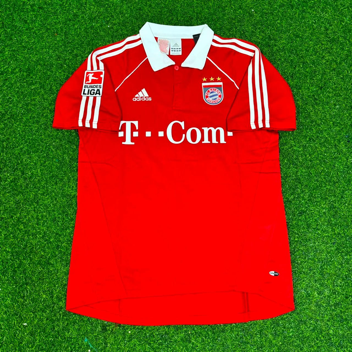Bayern Munich 2005/06 Bundesliga Red Home Retro Football Jersey – Bixente Lizarazu