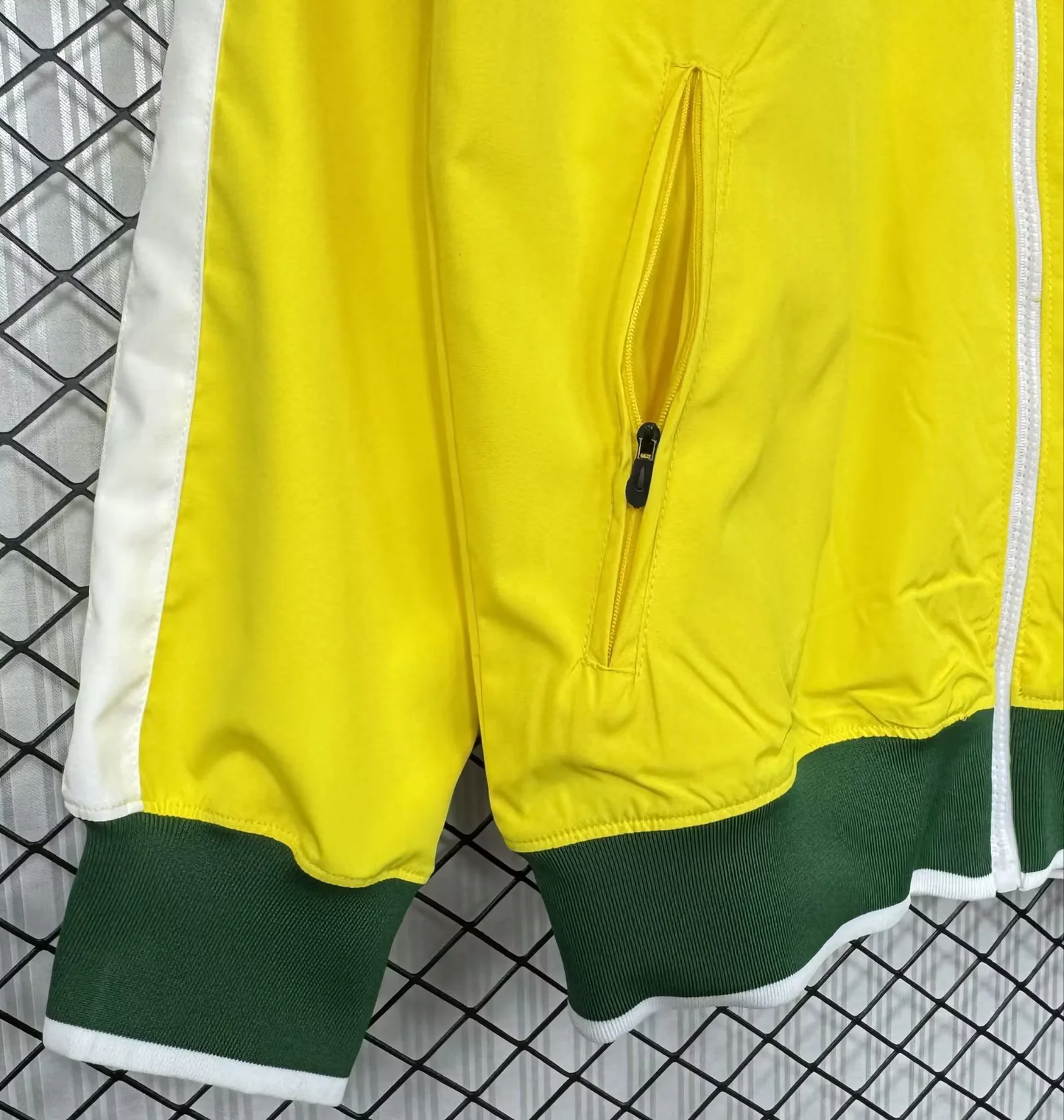 Brasilien 2010/2011 Gelbe Retro Windjacke