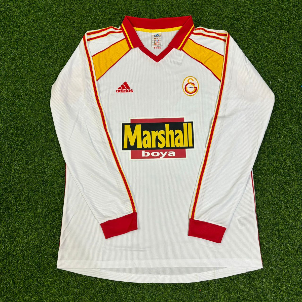 Galatasaray 2000 UEFA Final Retro Football Jersey – Bulent Korkmaz