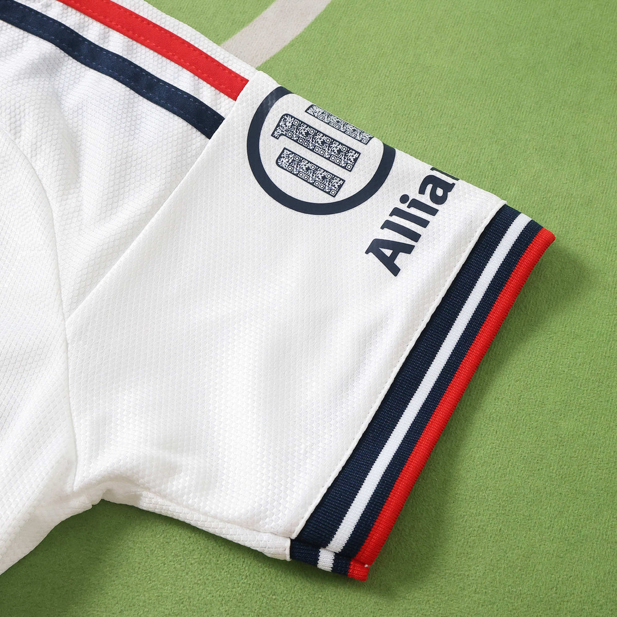 F.C. Bayern de Múnich Camiseta de Fútbol Retro de Visitante Temporada 2026-2027 Trikot Maillot