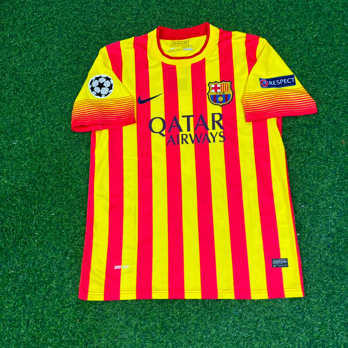 Carles Puyol 5 - Barcelona 2013/2014 Yellow Red Retro Jersey Trikot