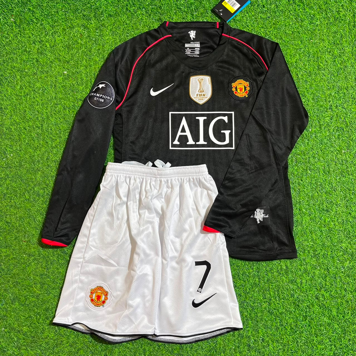 Cristiano Ronaldo 7 Manchester United 2007-2008 Schwarzes Champions League Patch Kinder-Trikot