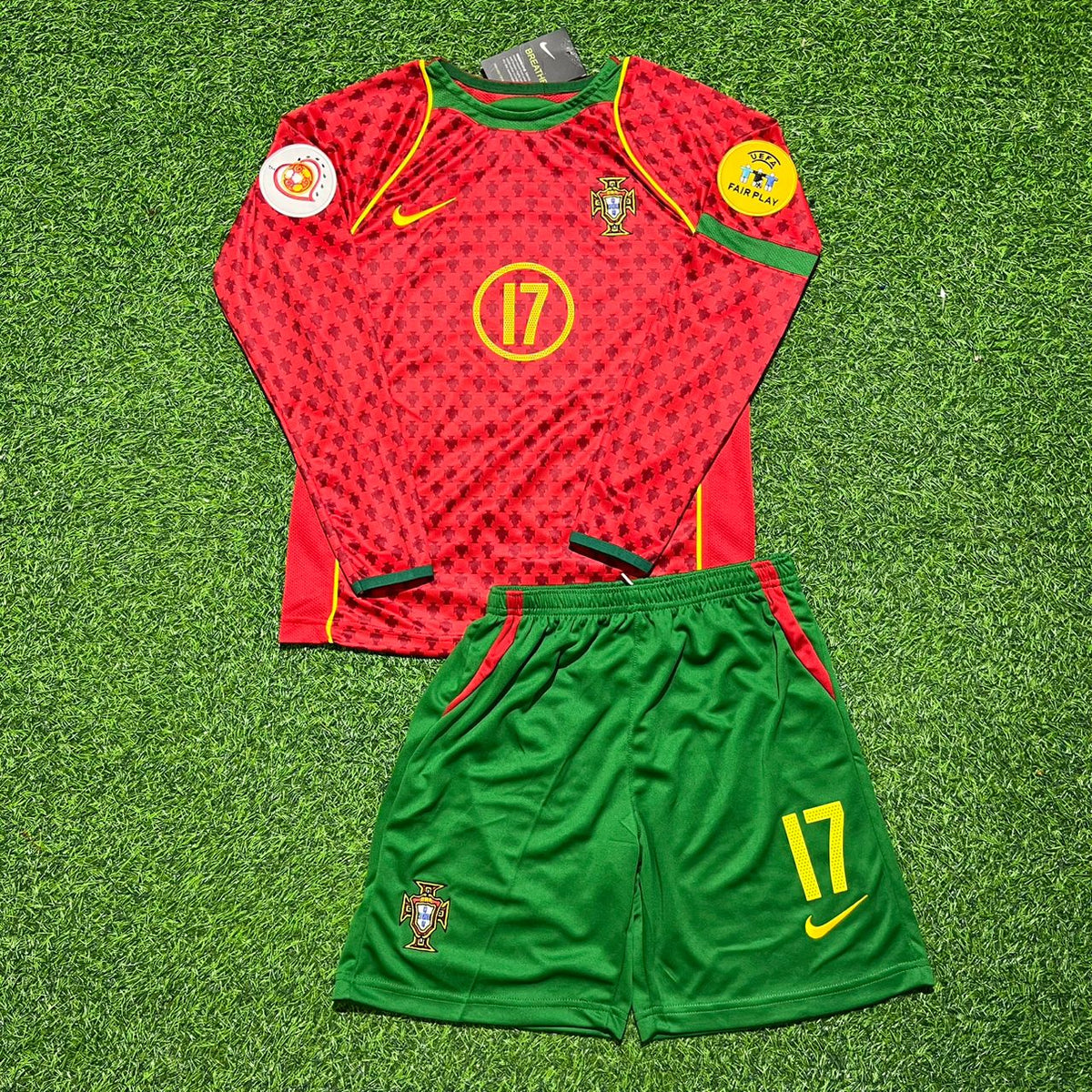 Cristiano Ronaldo Portugal EURO 2004 Long Sleeve Retro Home Red Kids Football Jersey