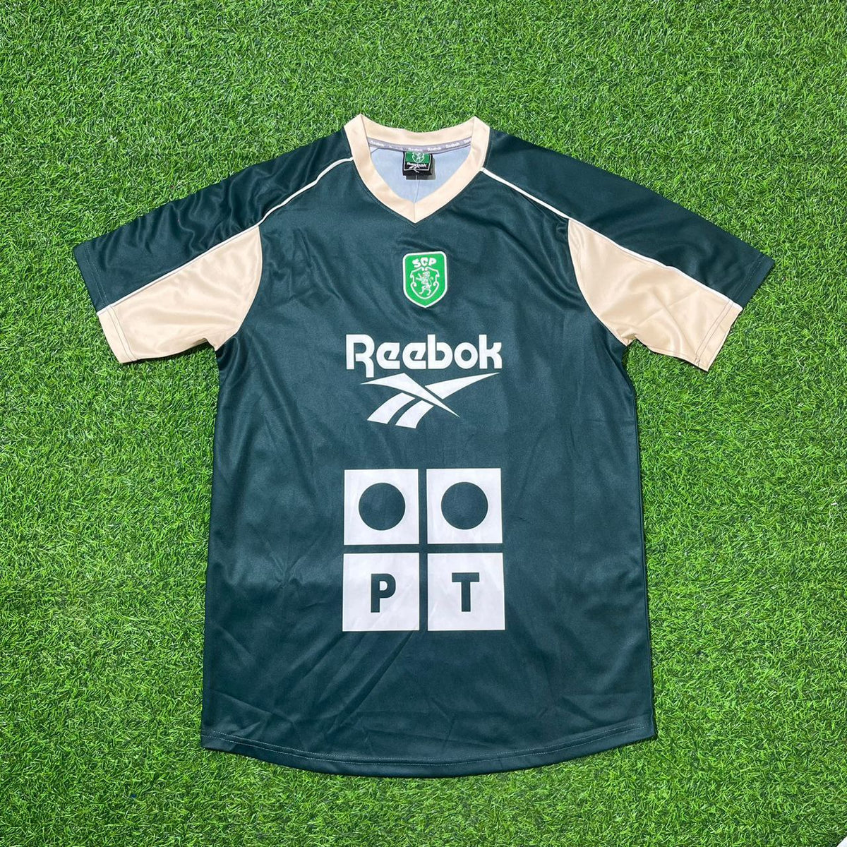 Ensemble maillot de football rétro du Sporting Lisbonne de Cristiano Ronaldo