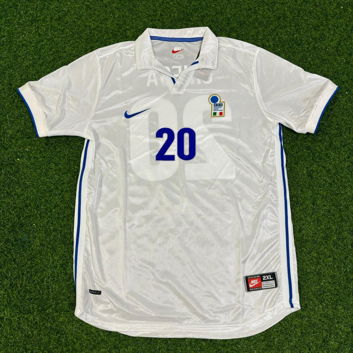 Enrico Chiesa #20 Italien 1998 Weltmeisterschaft Auswärts Weiß Retro Trikot