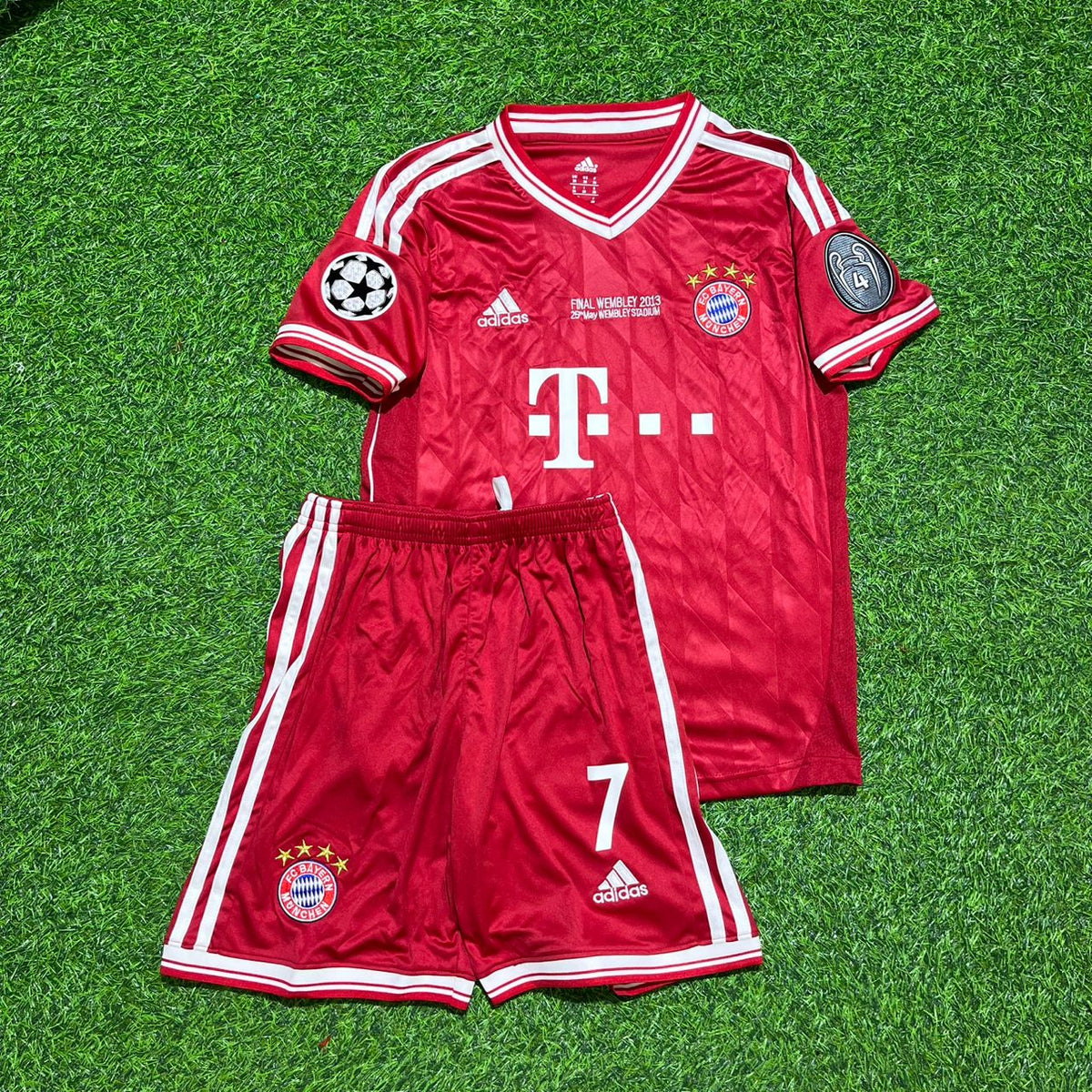 Bayern Munich 2013 Champions League Final Kids Retro Jersey – Franck Ribery 7