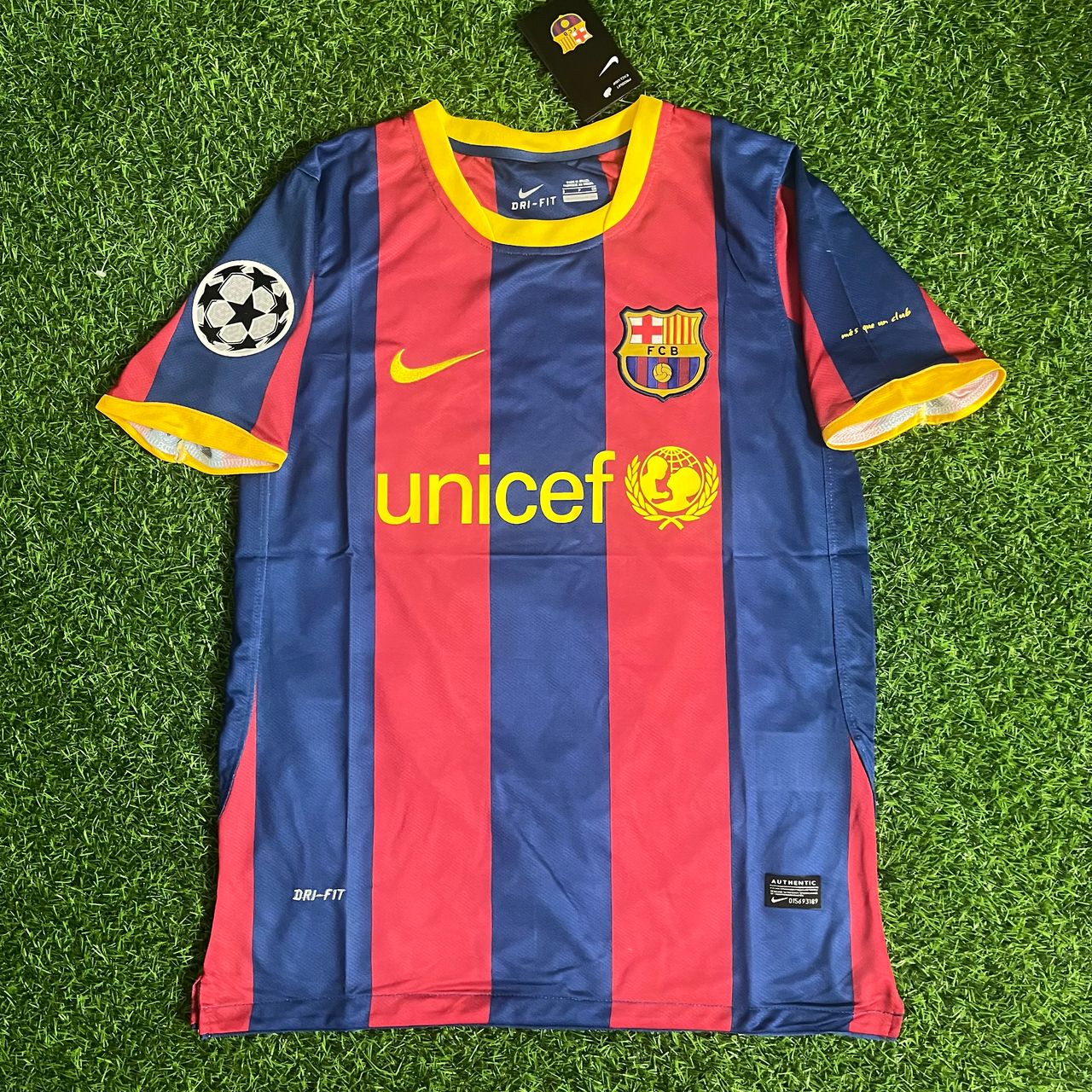 Andrés Iniesta 8 - FC Barcelona 2010 Home Blue Red Kit Jersey Trikot Maillot