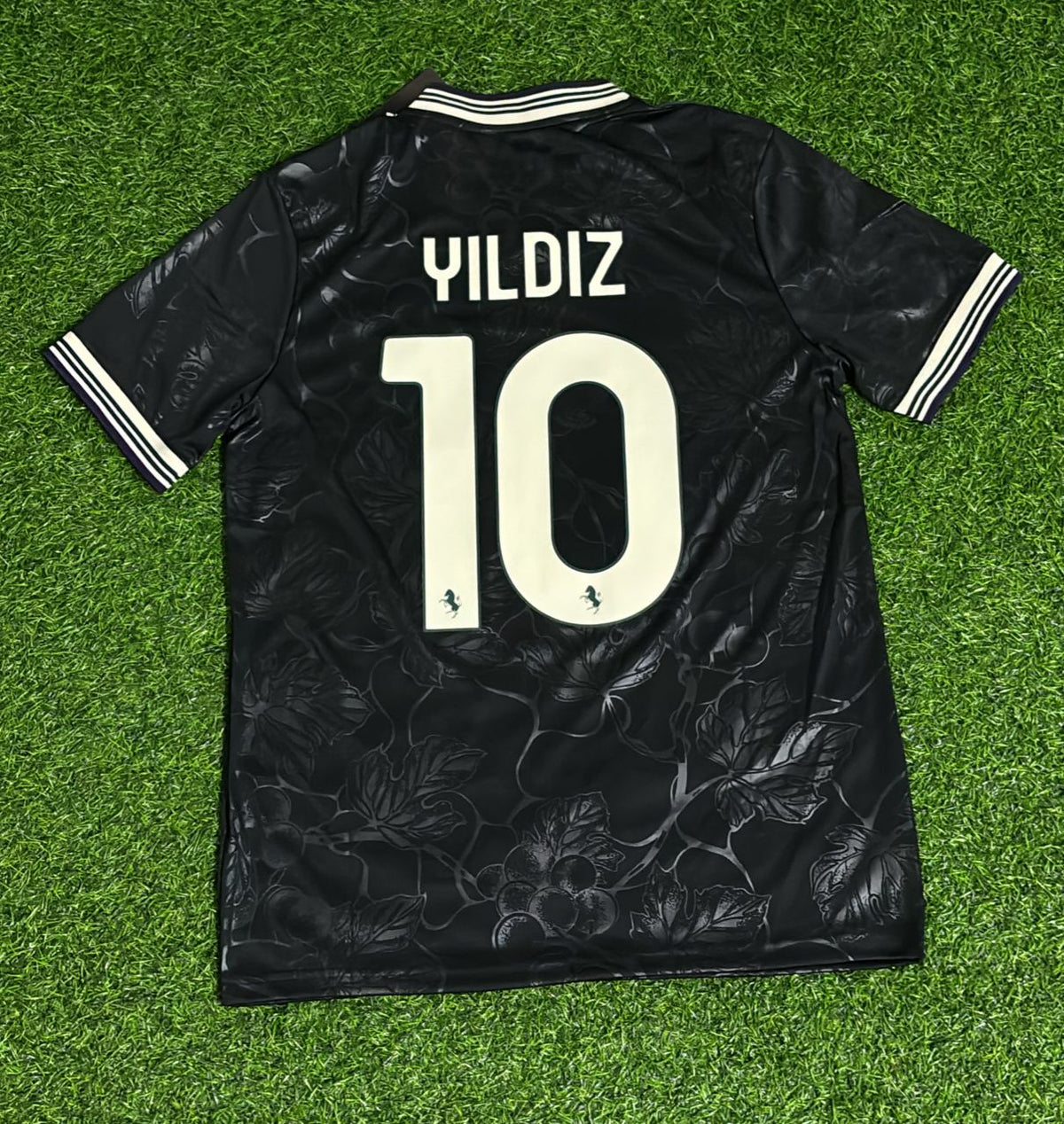 Kenan Yıldız Juventus Equipación de Fútbol Negra Nueva Temporada 2026