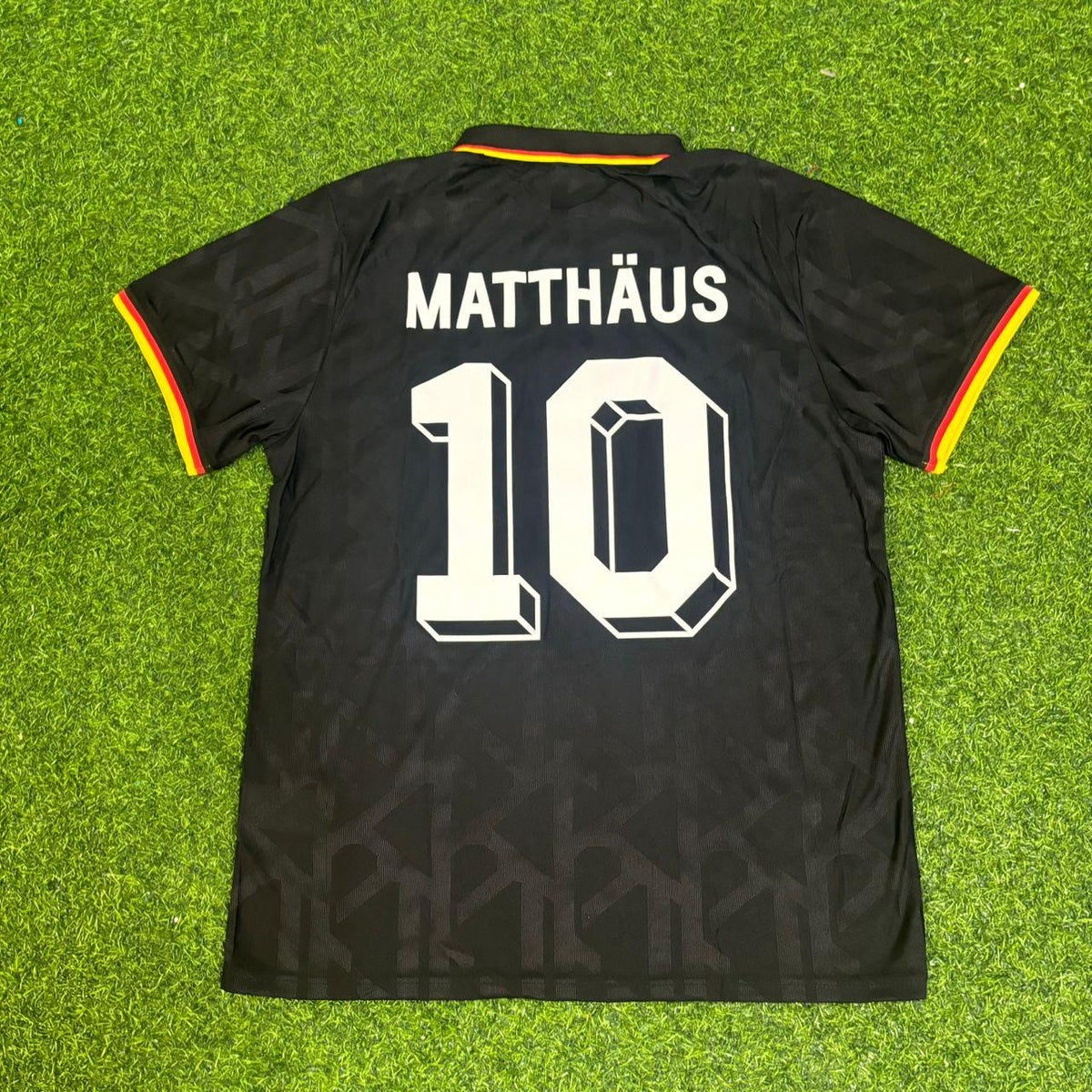 Camiseta polo retro conmemorativa negra de Alemania de Lothar Matthäus