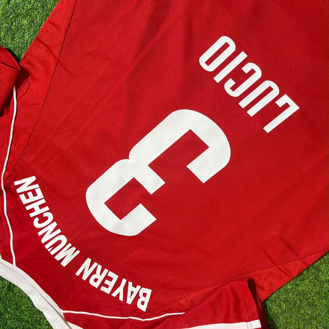 Bayern Munich 2005/06 Bundesliga Red Home Retro Football Jersey – Lucio