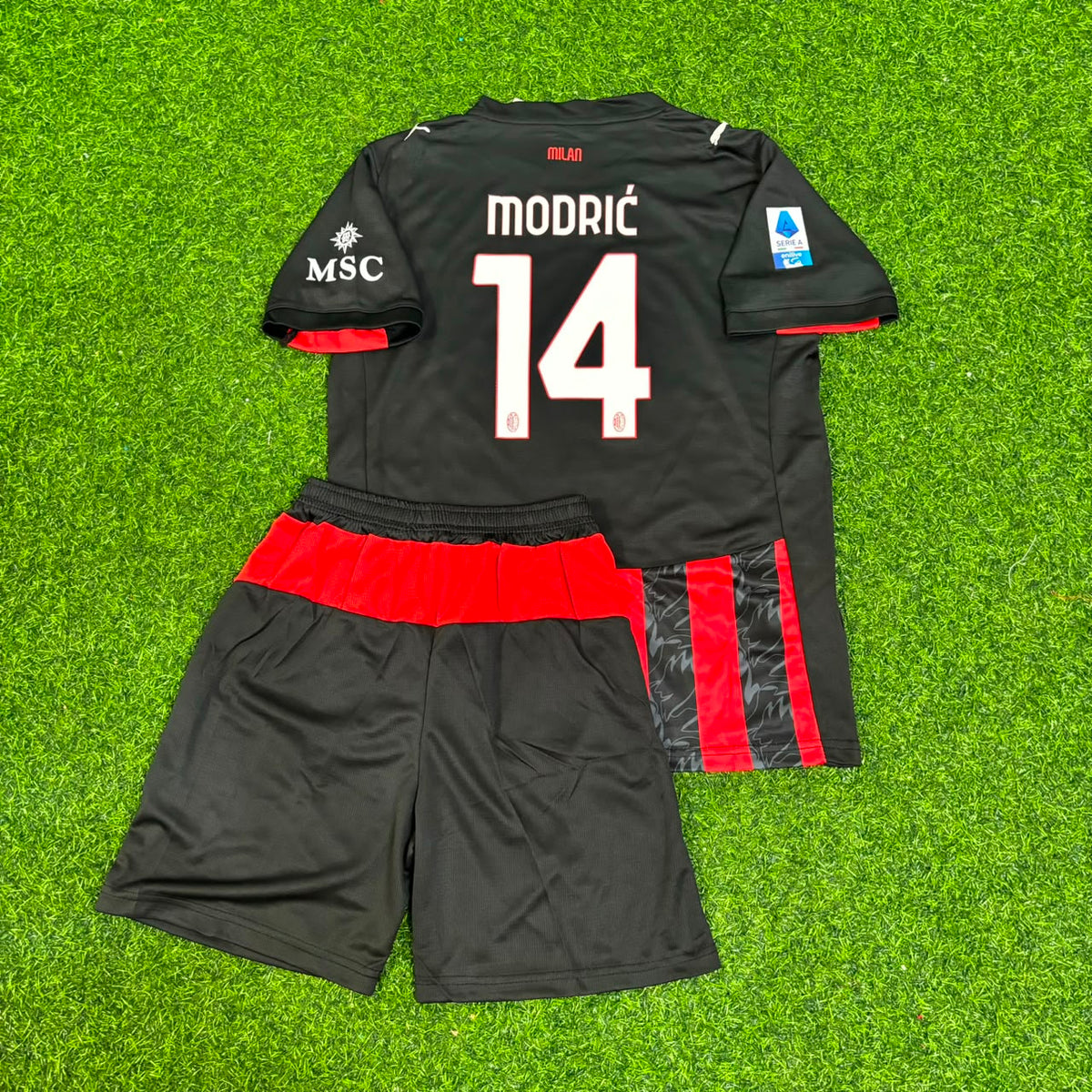 Luka Modric Milan Nueva Temporada Camiseta Local Equipación Infantil Camiseta de Fútbol Trikot Camiseta de Fútbol