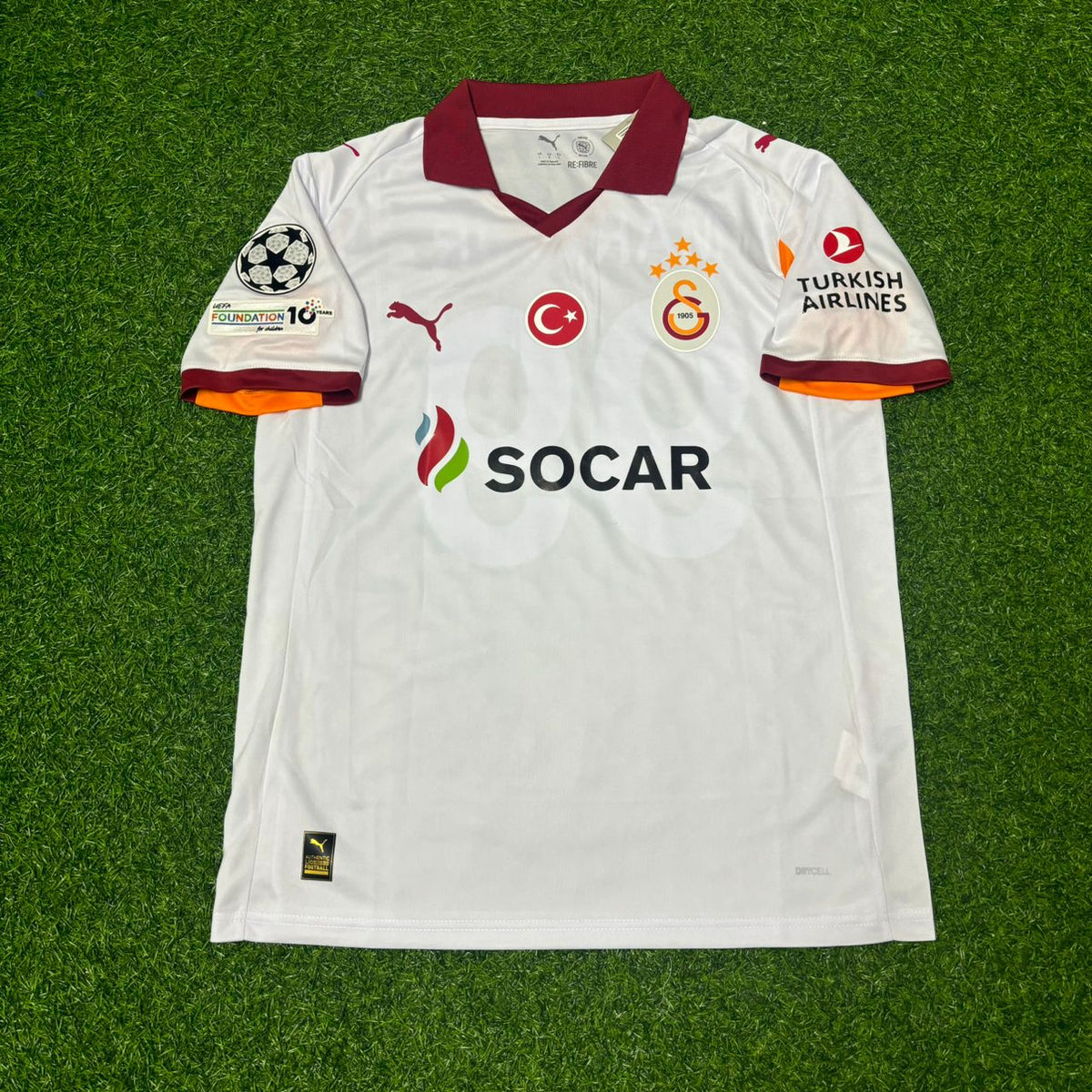 Victor Osimhen #45 Galatasaray 2025-2026 Away Champions League Jersey Trikot
