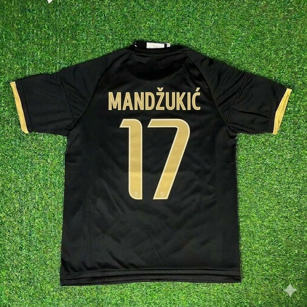 Mario Mandžukić 17- Camiseta de fútbol retro negra de la Juventus Trikot Maglia