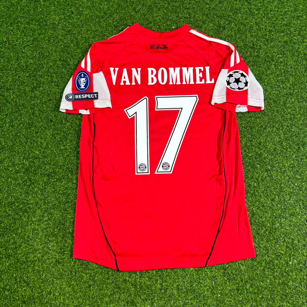 Mark van Bommel Bayern München 2010/11 Heimtrikot