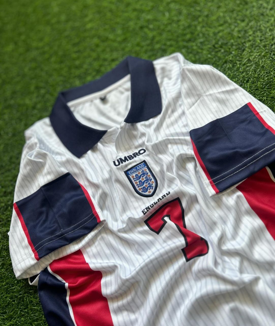 David Beckham England rot-weißes Retro-Trikot