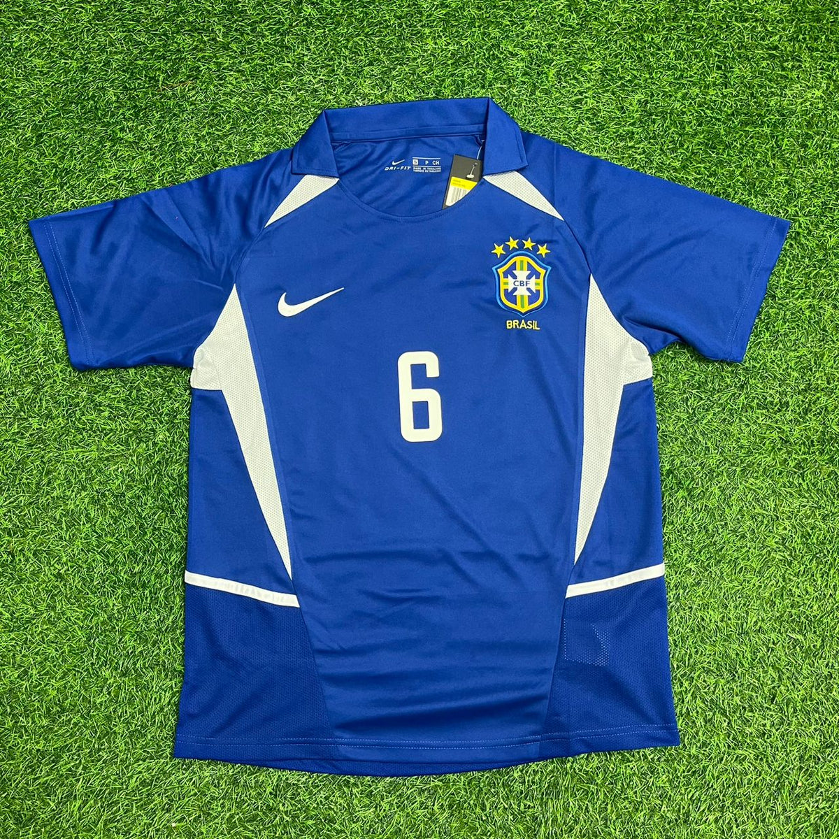 Roberto Carlos Brazil 2002 World Cup Retro Football Jersey Kit