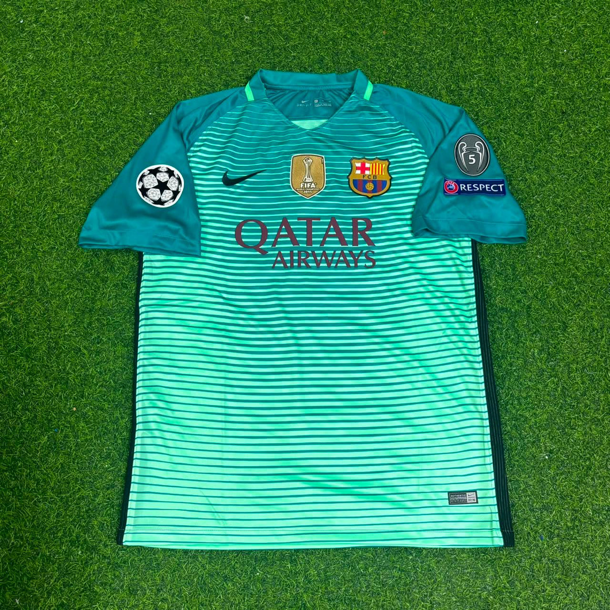 Sergio Busquets #5 Barcelona 2016/17 Auswärtstrikot Retro Trikot Maillot Fußballtrikot