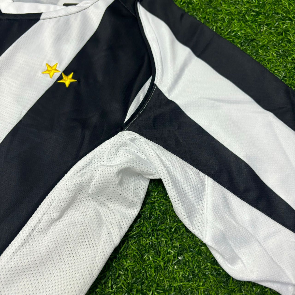 Maillot de football rétro domicile blanc Zlatan Ibrahimović Juventus 2004-2005
