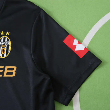 Juventus F.C. 2001-2002 Season Away Black Retro Football Jersey Trikot Maillo