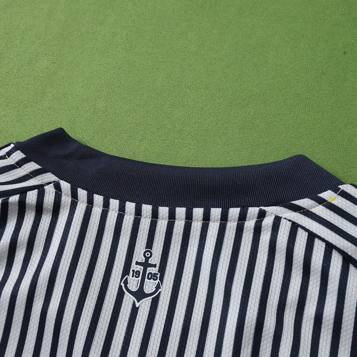 Maillot et kit Martin Odegaard Arsenal Domicile Enfant Nouvelle Saison 2026