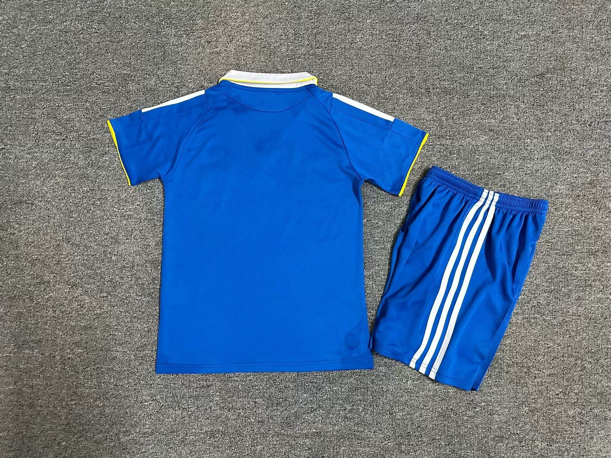 Ensemble maillot de football rétro Chelsea Ligue des Champions pour enfants