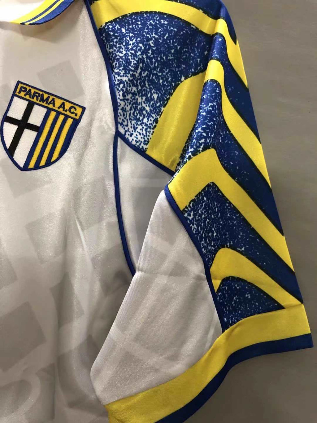 Parma Calcio 1995-1997 Season Home Football Retro Jersey Trikot Maillot