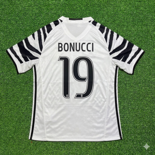 Leonardo Bonucci #19 Juventus 2016 2017 Auswärts Weiß Retro Fußballtrikot