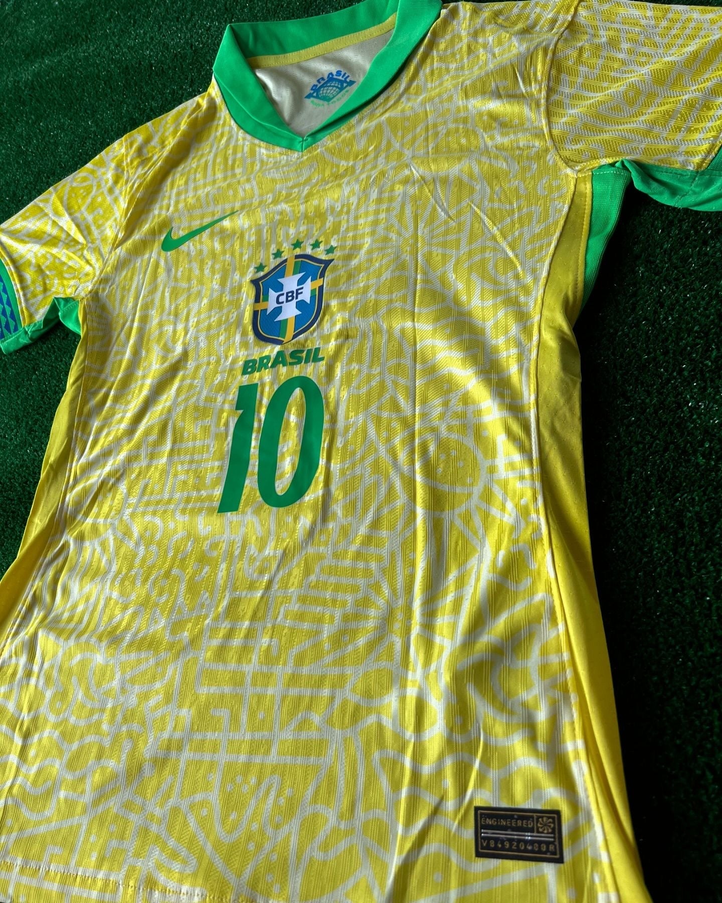 Neymar Jr. Brasilien Fußballtrikot