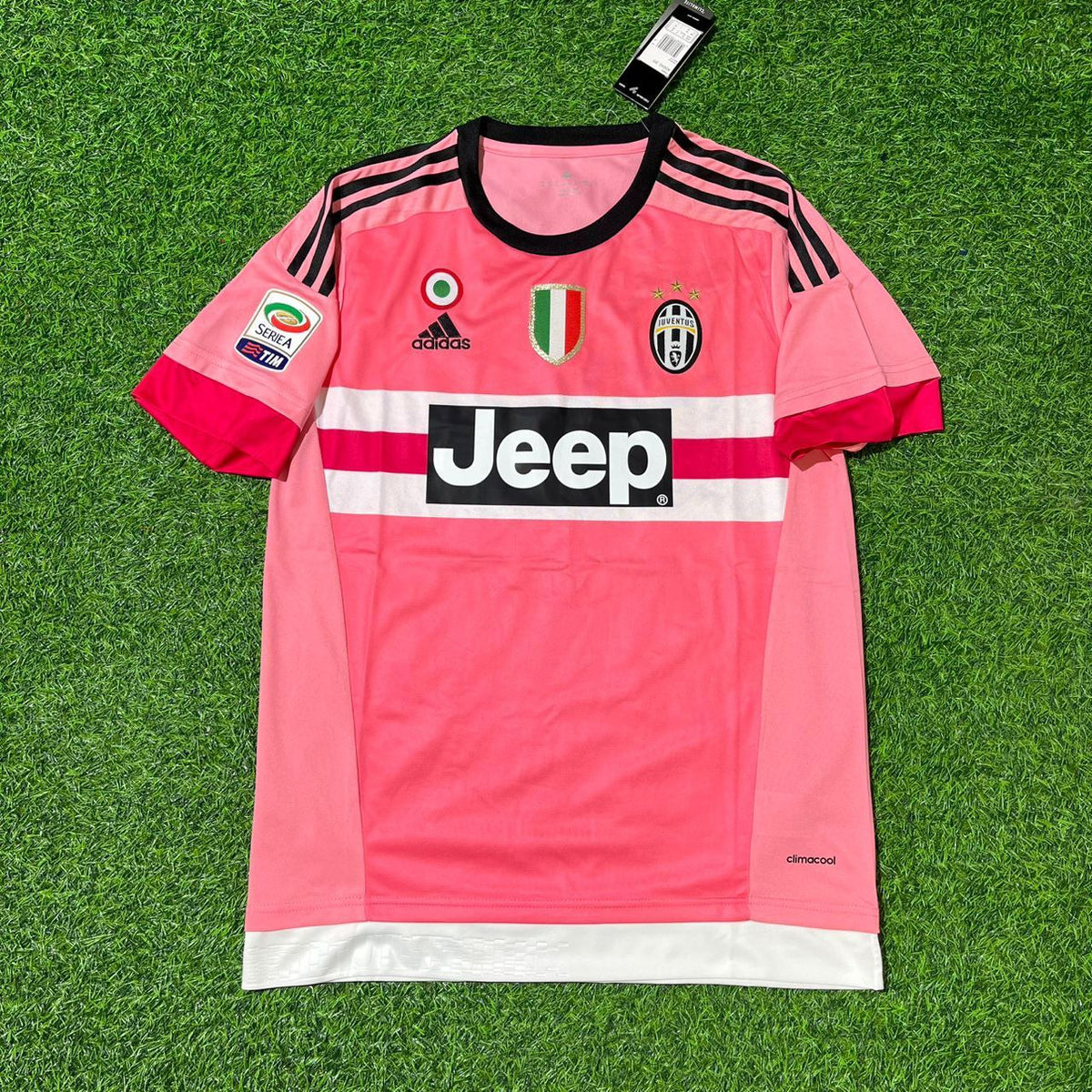 Juventus Pink Retro Jersey – Andrea Pirlo