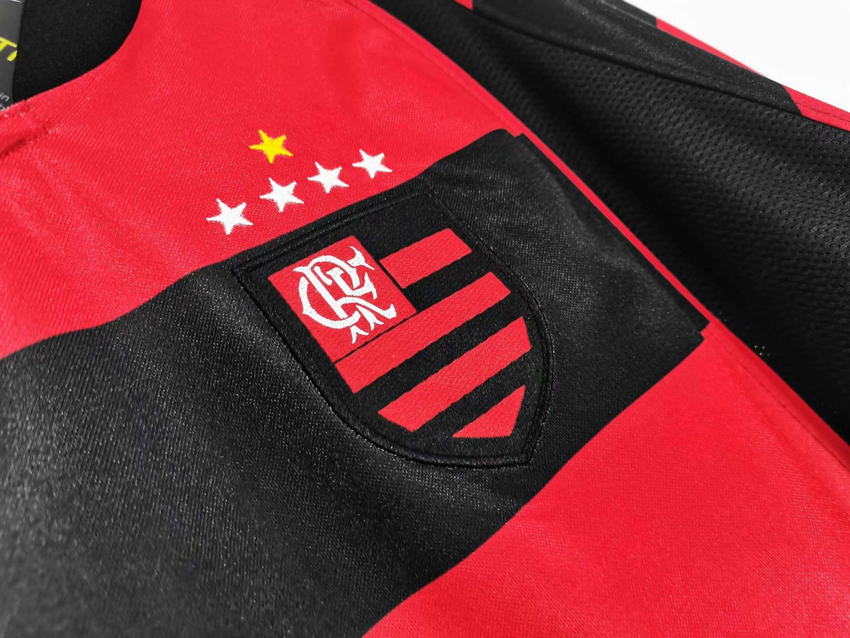 Maillot de football rétro domicile CR Flamengo saison 2003-2004