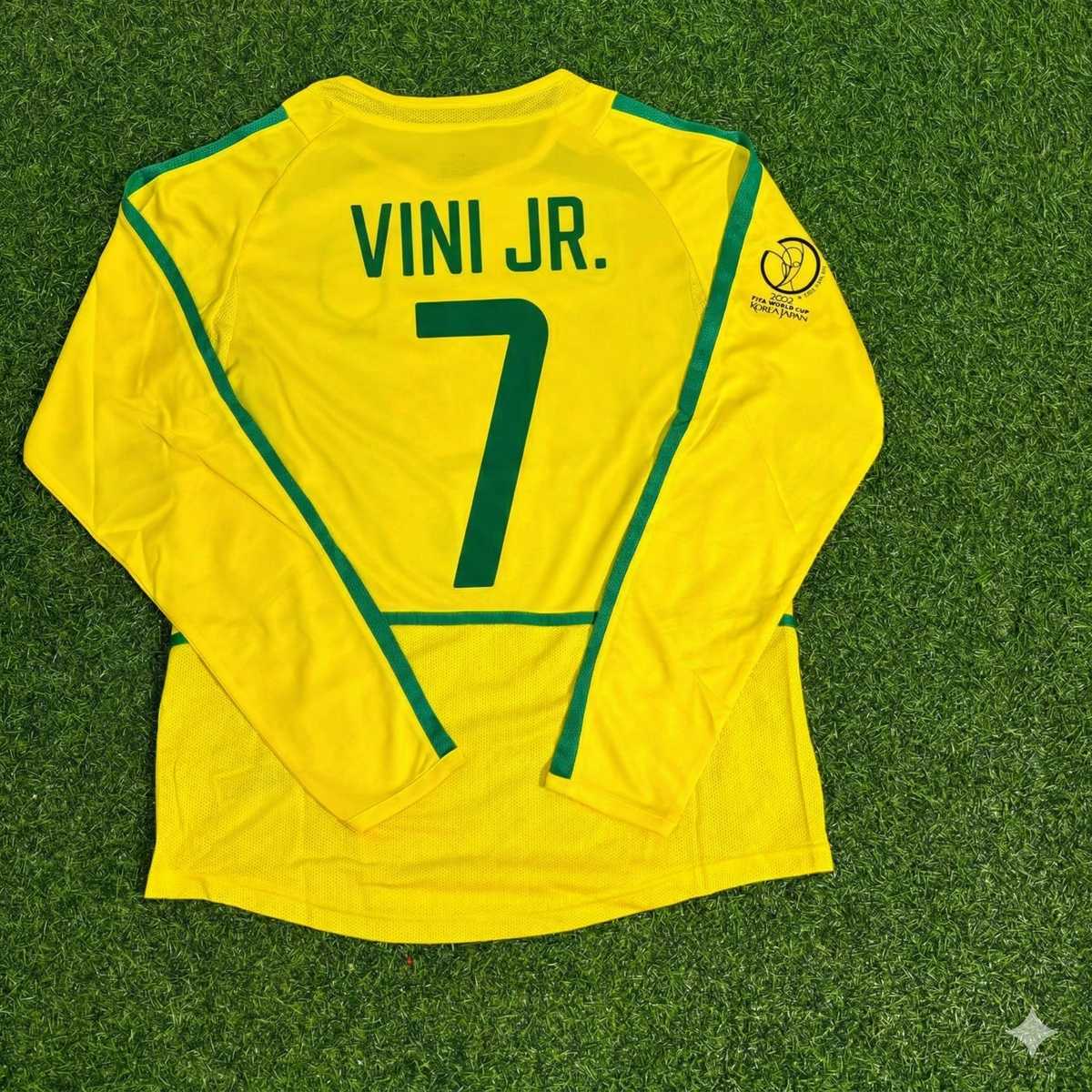Camiseta de fútbol retro de manga larga de Brasil en amarillo de Vinicius Junior