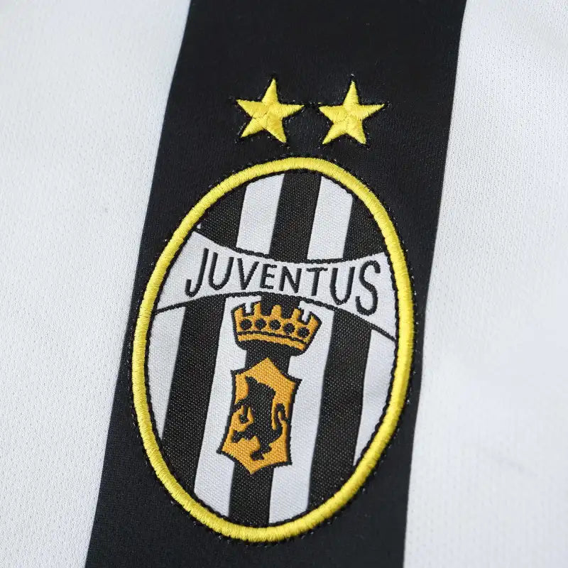Juventus FC 02/03 Season Home Retro Jersey Trikot Soccer Shirt