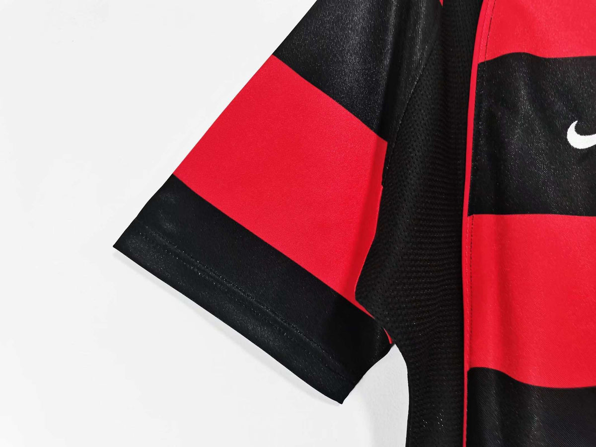 Maillot de football rétro domicile CR Flamengo saison 2003-2004