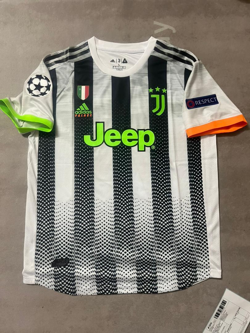 Camiseta retro local de la Juventus 2019/20 – Alex Sandro 12