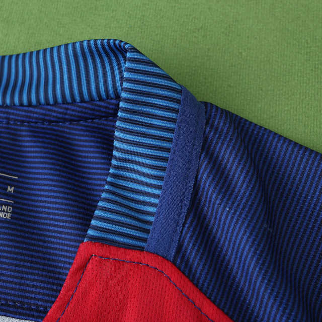 Maillot de football rétro domicile du FC Barcelone, saison 2016-2017