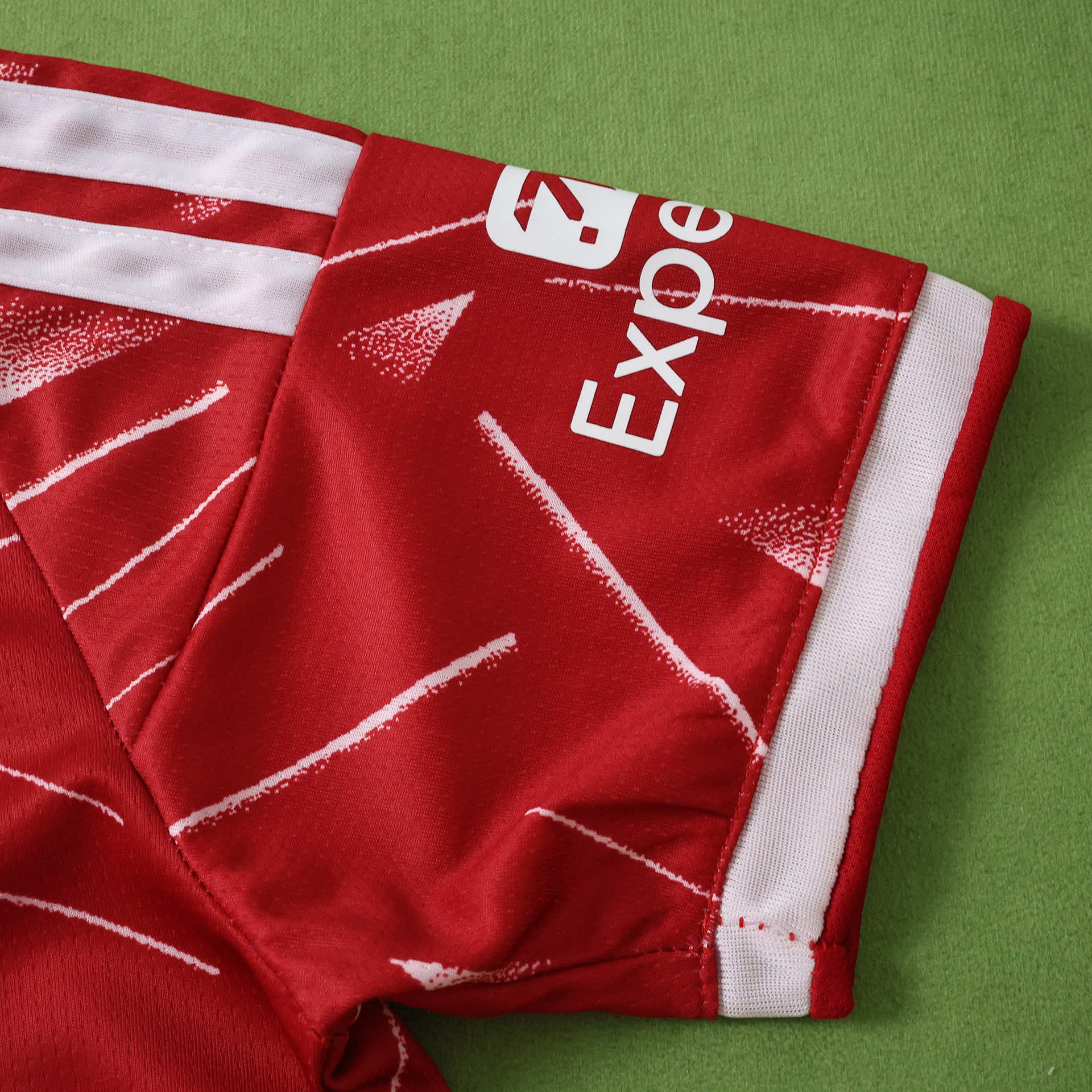 Liverpool 2026-2027 Season Kids Home Red Football Jersey Trikot Maillot