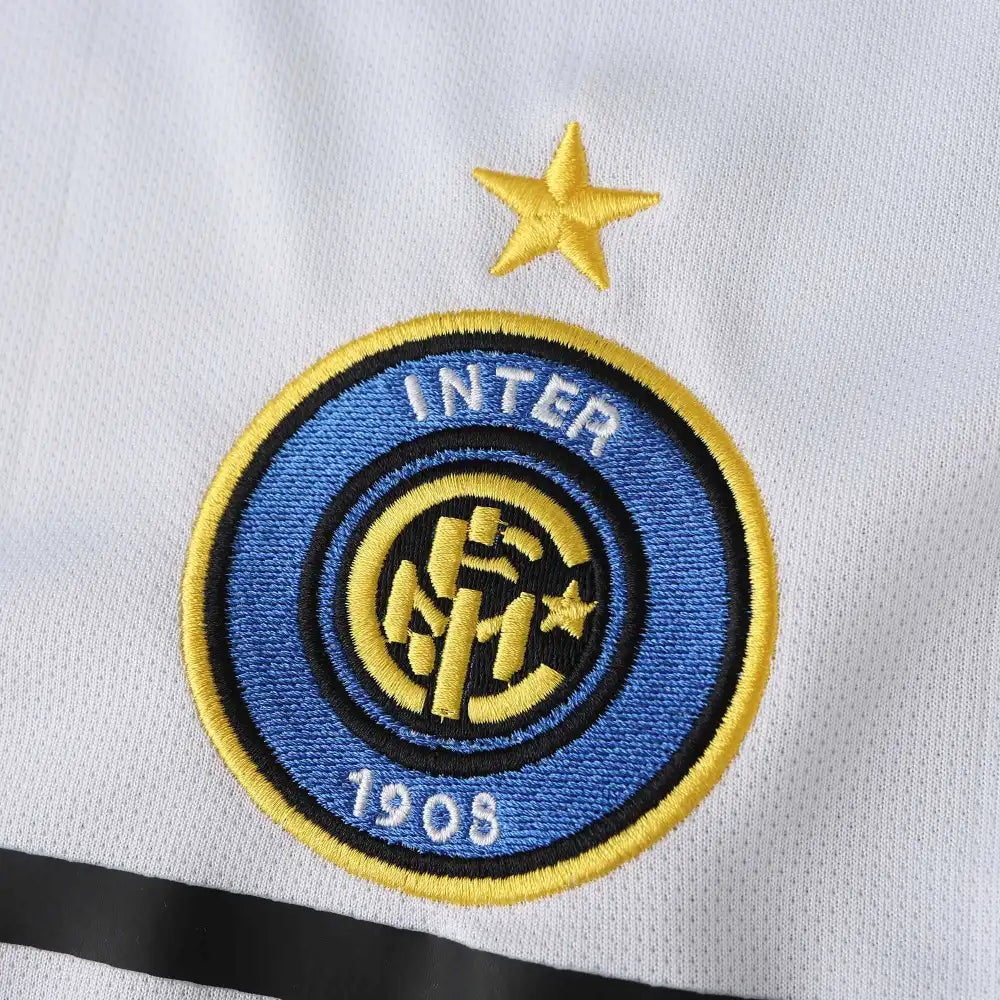 F.C. Internazionale Milano 2004-2005 Season Away Retro Football Jersey Trikot Maillot