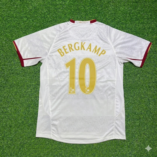 Maillot rétro blanc extérieur Arsenal 2004 2005 Dennis Bergkamp n° 10