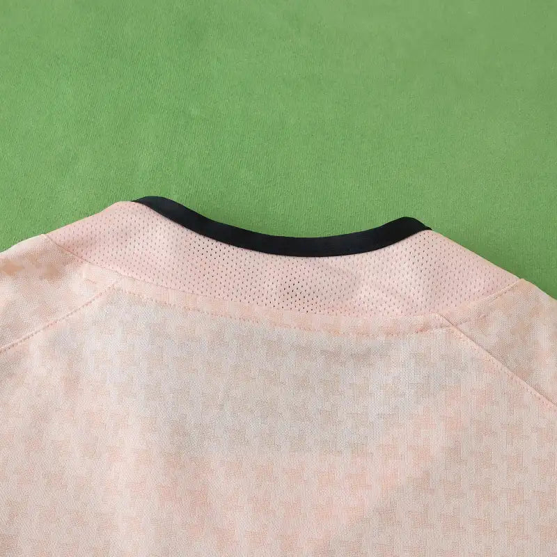 Juventus FC 03/04 Season Away Light Peach Retro Jersey Trikot Soccer Shirt