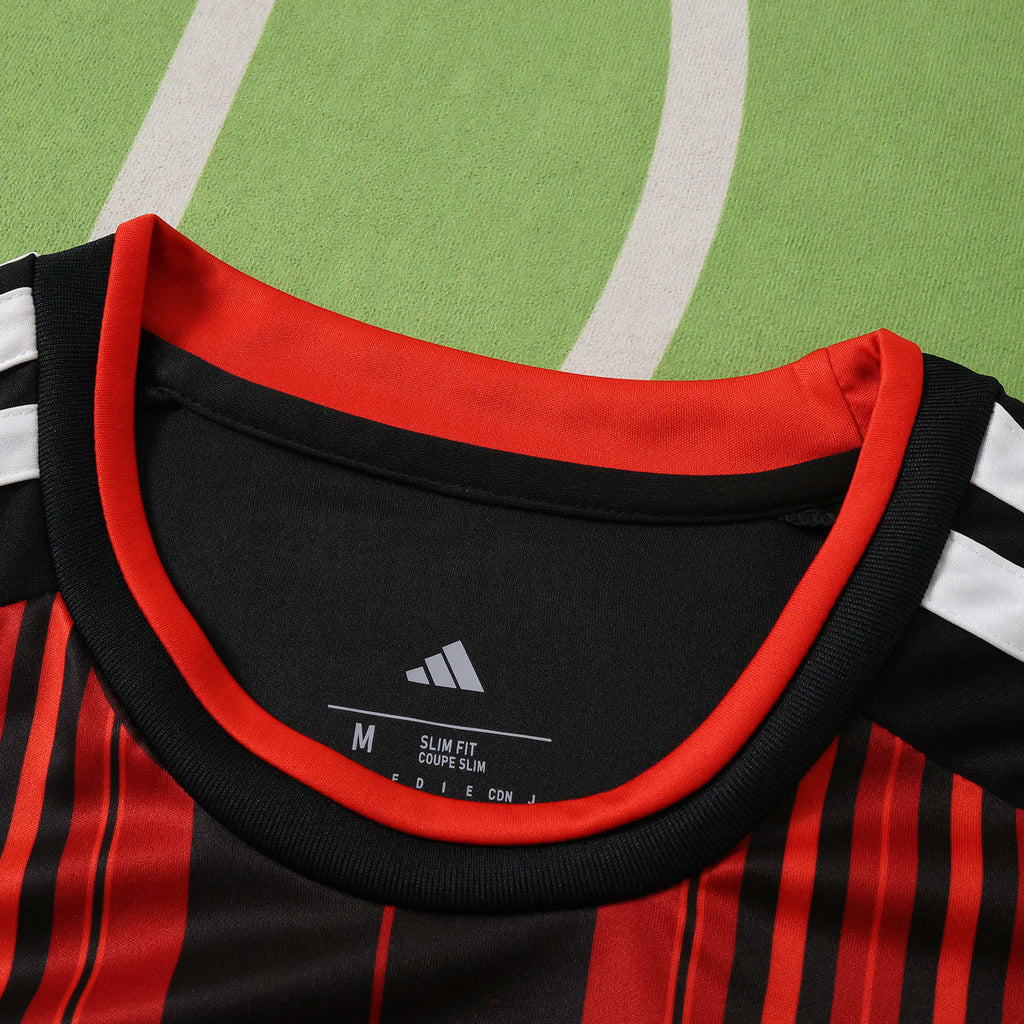 Eintracht Frankfurt 2026-2027 Season Home Football Jersey Trikot Maillot