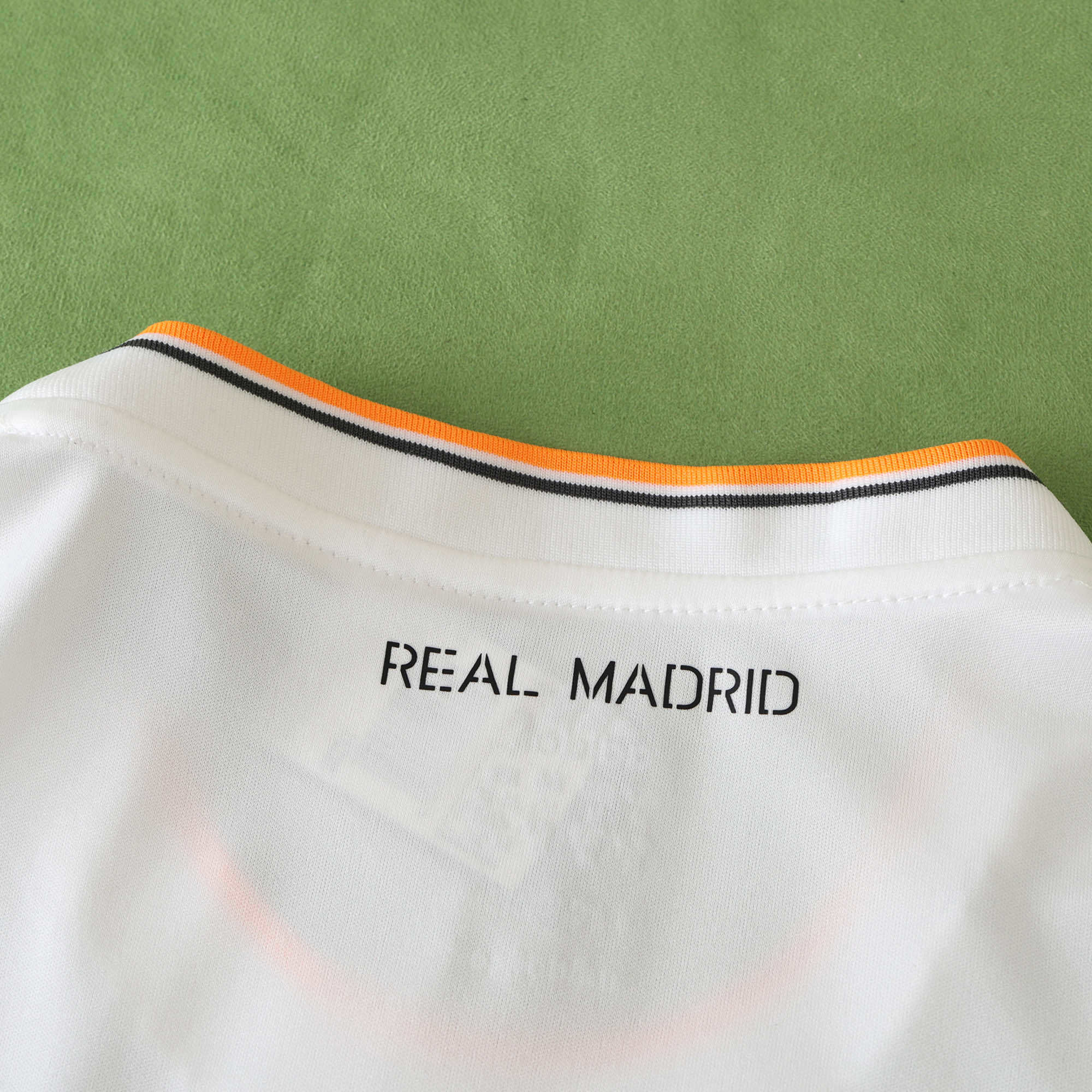 Real Madrid C.F. 2013-2014 Season Home Long Sleeve Retro Football Jersey Trikot Maillot
